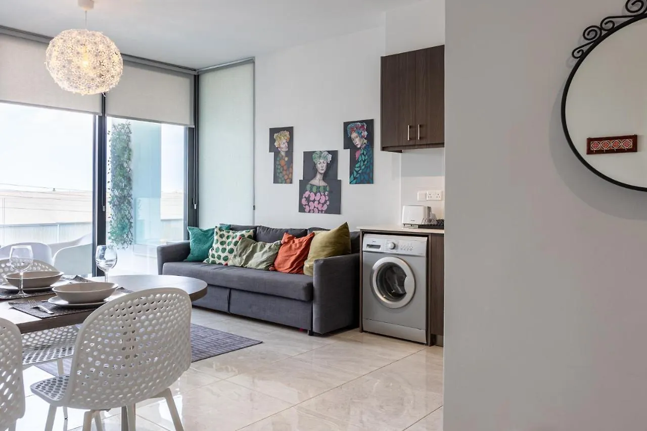 Bonne Heure 1-Br Apt In Λάρνακα