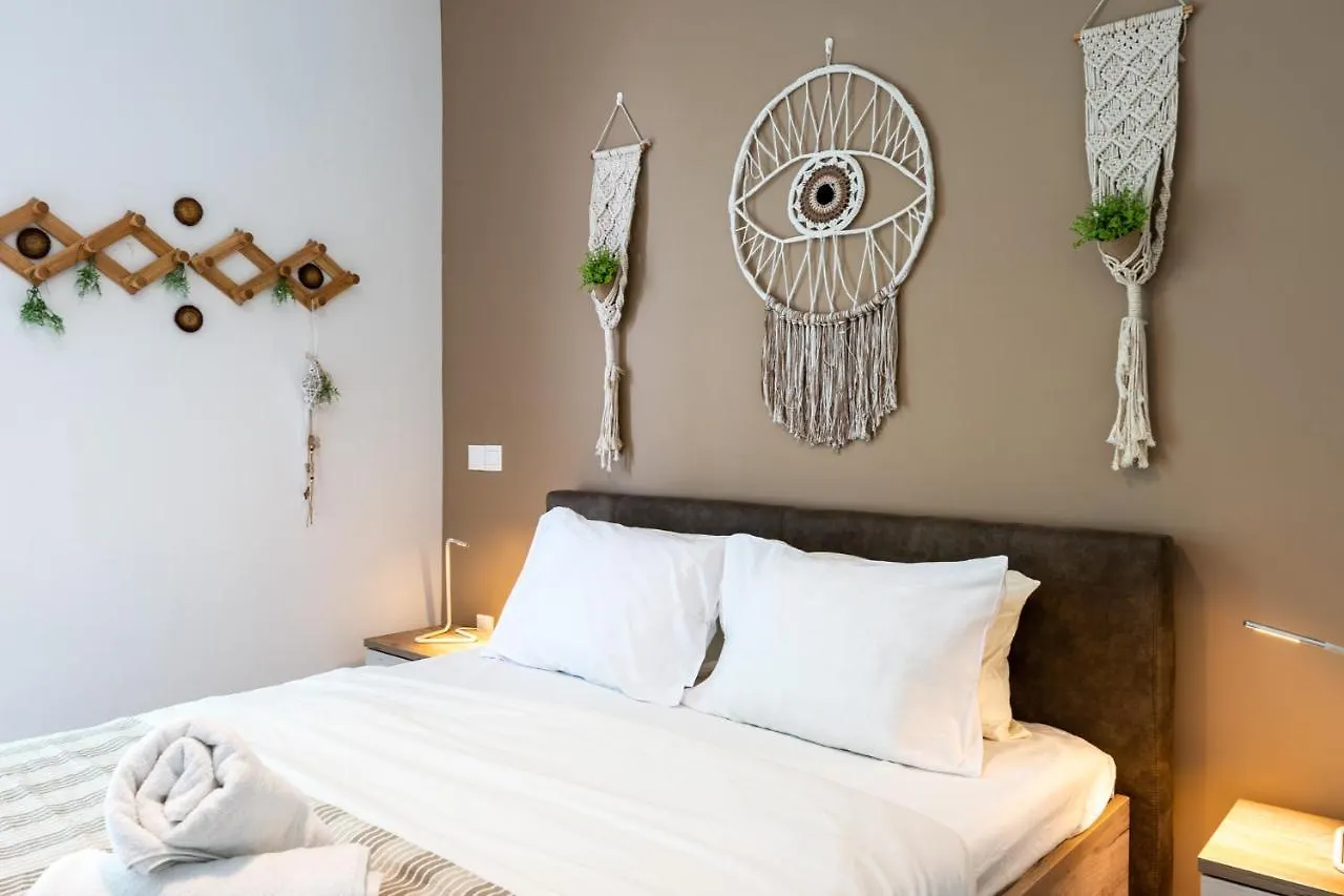 Bonne Heure 1-Br Apt In Λάρνακα Διαμέρισμα